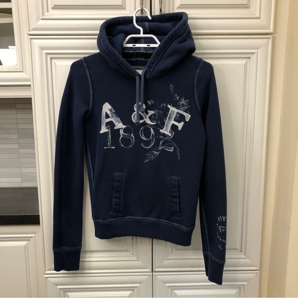 Abercrombie & Fitch Tops - Abercrombie & Fitch women’s hoodie